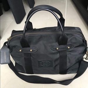 Burberry duffle travel bag